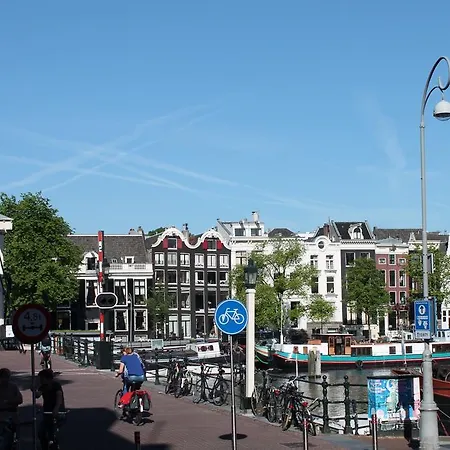 A358 Amstel - On A Houseboat *