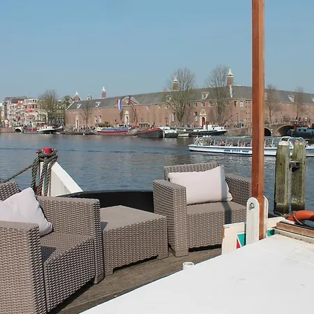 A358 Amstel - On A Houseboat *