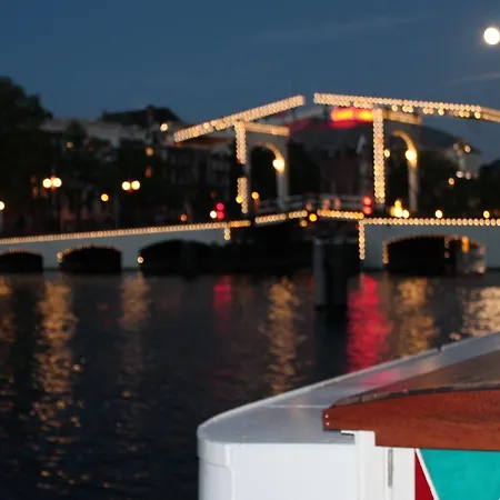 A358 Amstel - On A Houseboat
